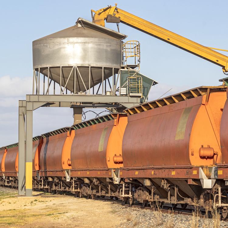 Railroad labor dispute threatens agricultural supply chain